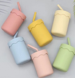 Food Grade Silicone Baby Sippy Cup with Bent Straw, Leak-Proof Toddler Water Cup, Drop Resistant Learning Drinking Cup