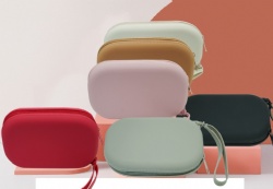 Oval Silicone Key Coin Purse | Multi-Functional Storage Cosmetic Bag, Data Cable Zipper Pouch