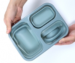 Collapsible Silicone Lunch Box, Microwave Safe Bento Box, Rectangular Compartment Foldable Food Container with Lid for Camping