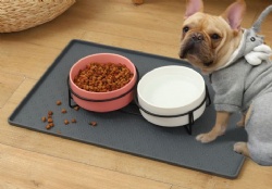 Silicone Pet Leak-Proof Food Mat, Dog & Cat Feeding Pad, Foldable Waterproof Anti-Spill Mat for Car & Home Use