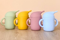 Food Grade Silicone Kids Straw Cup, Drop-Resistant Cup,Baby Double Handle Silicone Cup,Silicone Learning Cup